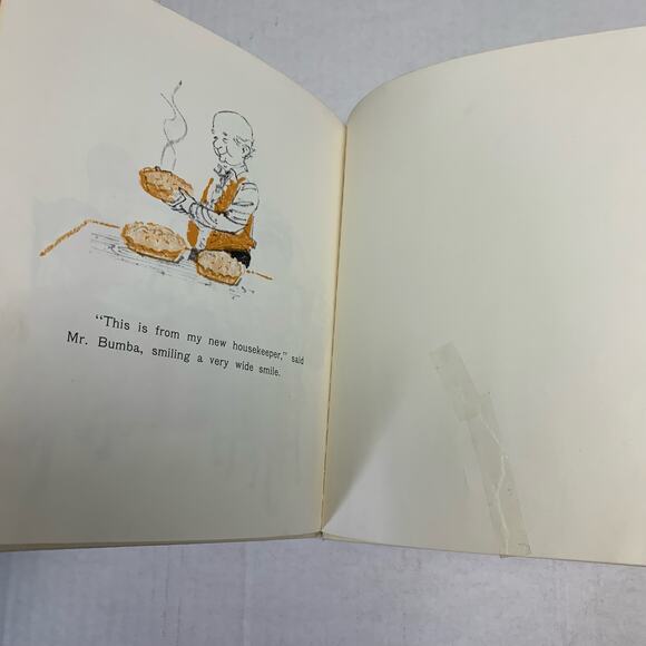 Mr. Bumba Keeps House Vintage Hardcover Book by Lerner Publication Company 1964 - Picture 4 of 7